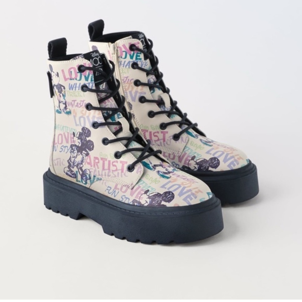 Zara| Kids Disney 100th anniversary Mickey Mouse Ankle Boots- Size 29 (US 11)